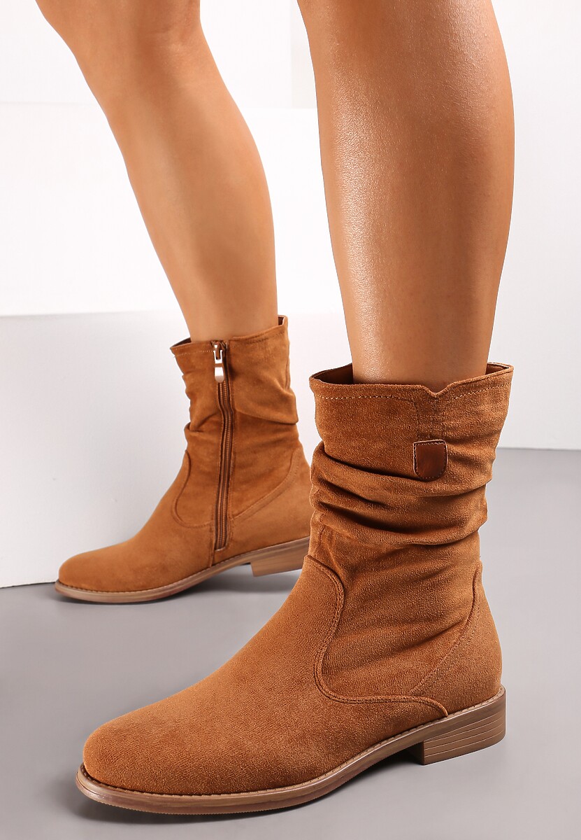 Czarne Botki  do Połowy Łydki z Imitacji Zamszu i Marszczoną Cholewką Alemiphae