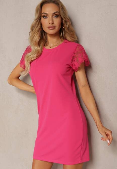 Fuksjowa Casualowa Sukienka Ozdobiona Koronką na Rękawku Haaklanda