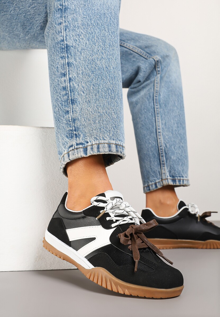 Czarno-Białe Sneakersy w Stylu Kultowych Tenisówek z Podwójnymi Sznurówkami Nilaviela