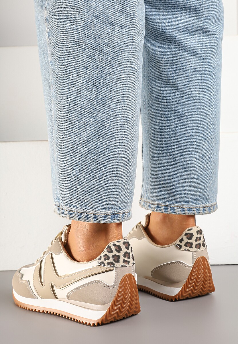 Beżowe Sneakersy z Geometrycznym Wzorem i Metaliczną Wstawką Zolio