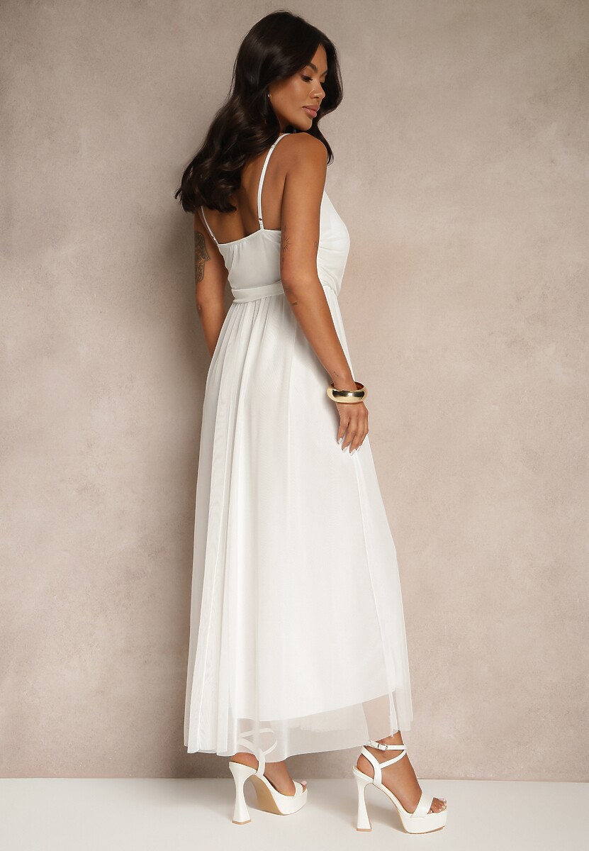 Biała Sukienka Koktajlowa Ozdobiona Tiulowym Materiałem Deviora