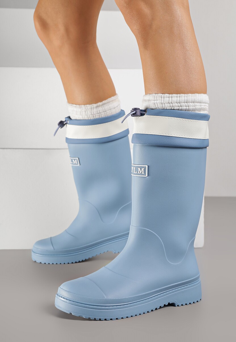 Białe Kalosze Ozdobione Napisem ze Ściągaczem przy Cholewce Voslia