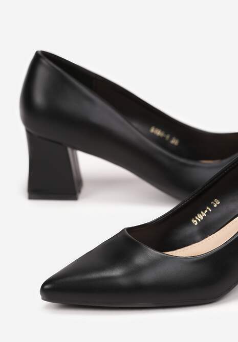 Czarne Czółenka na Słupku z Noskiem w Szpic Theka