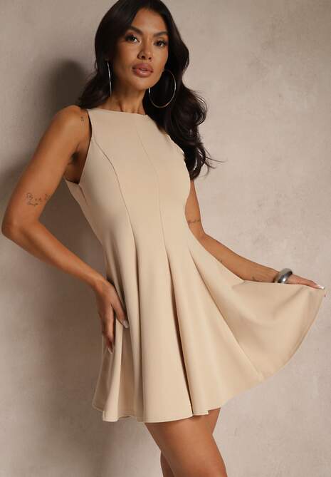 Jasnobeżowa Sukienka z Wiskozą o Rozkloszowanym Kroju Miliviela