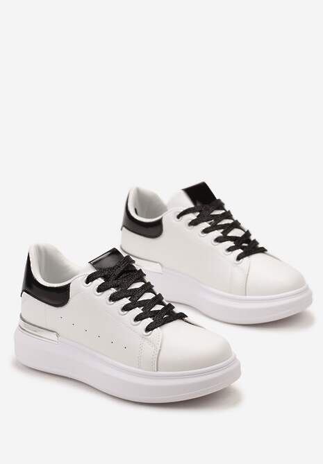 Biało-Czarne Sneakersy z Brokatowymi Sznurowadłami i Metaliczną Wstawką na Platformie Vuriama