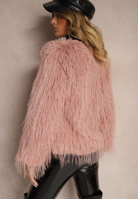 Różowa Futerkowa Kurtka o Prostym Kroju z Zapięciem na Haftki Sialithiel