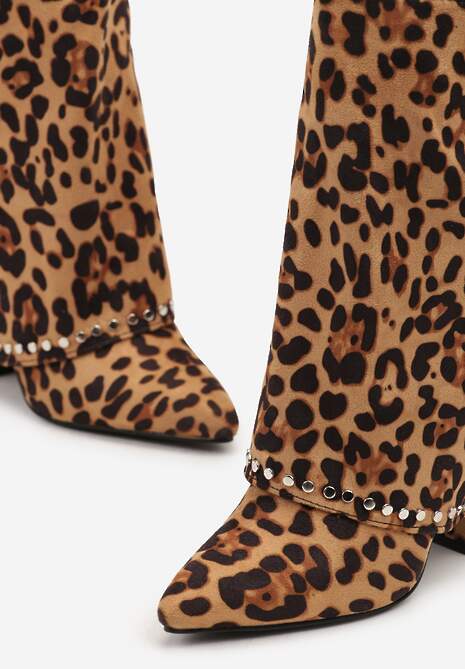 Brązowe Botki Kowbojki na Słupku w Panterkę z Nitami na Podwiniętej Cholewce Vaimi
