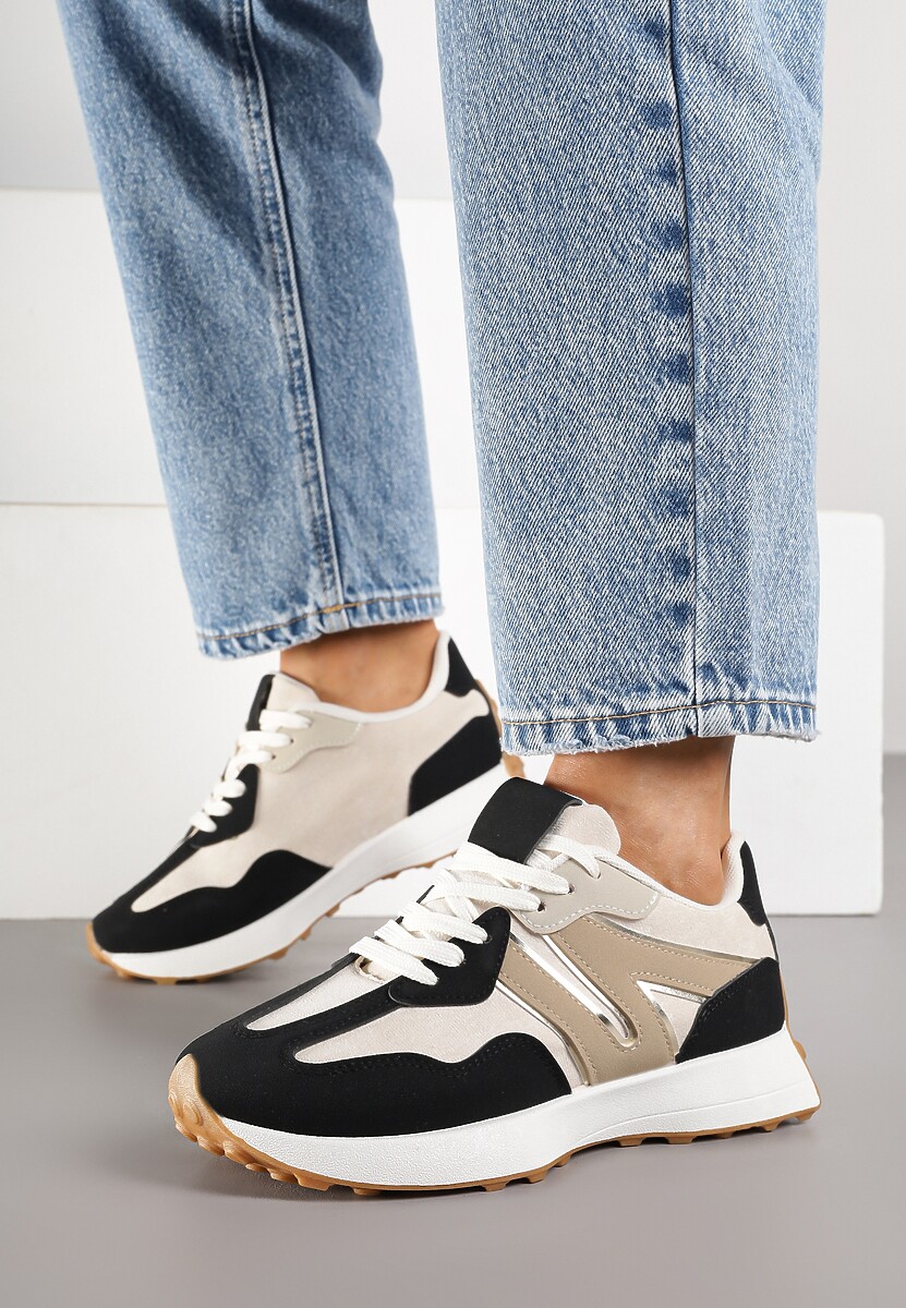 Czarne Sneakersy Ozdobione Geometrycznym Motywem Rilameia