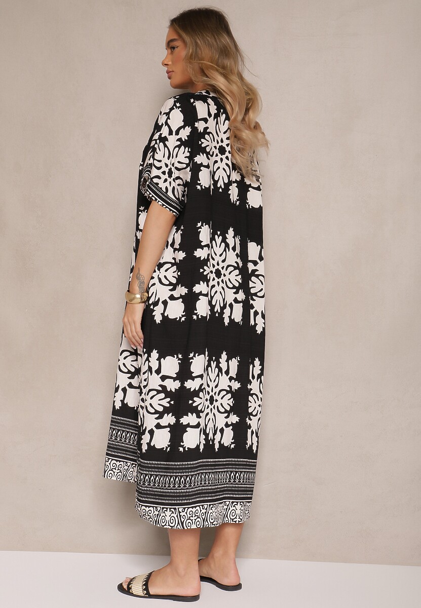 Czarna Wiskozowa Sukienka o Pudełkowym Kroju z Dekoltem w Serek Adellira