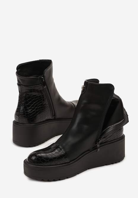 Czarne Botki Vices z Imitacji Skóry na Platformie Ozdobione Tłoczeniem Faleressa