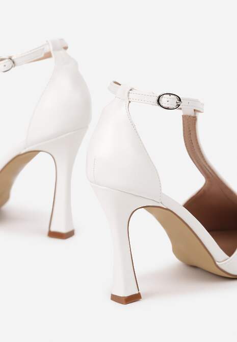 Białe Szpilki Ozdobione Paskiem Wokół Kostki Nelisia
