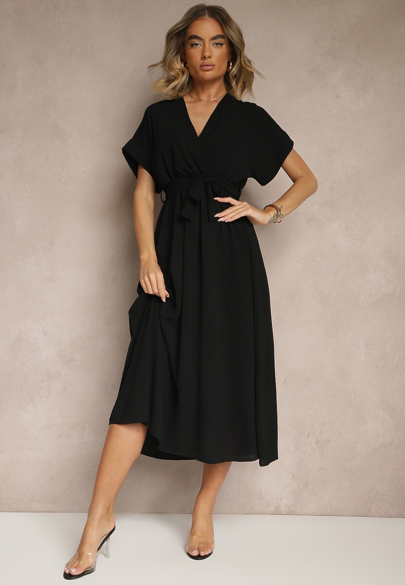 Czarna Rozkloszowana Sukienka z Gumką w Talii i Wiązaniem Sepenira