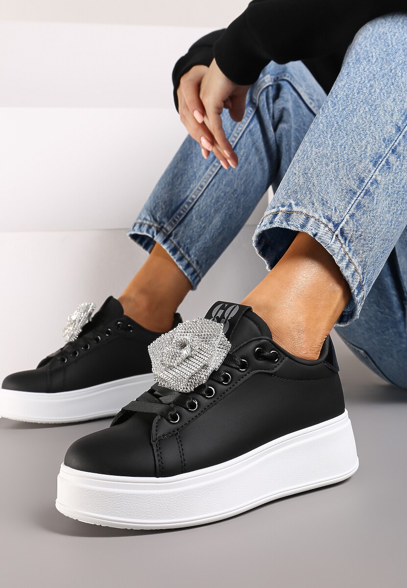 Czarno-Srebrne Sneakersy na Platformie z Aplikacją Kwiatu 3D z Cyrkoniami Navilda