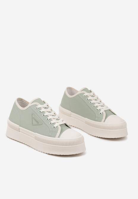 Jasnozielone Trampki na Podwójnej Podeszwie z Ozdobnym Znaczkiem na Cholewce Alivrelia