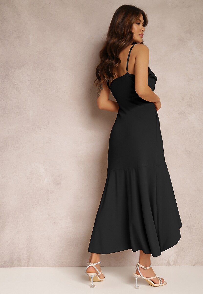 Czarna Sukienka o Kopertowym Kroju z Falbanką Klymora