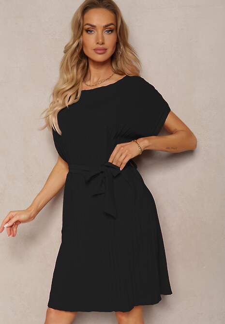 Czarna Casualowa Plisowana Sukienka Wiązana w Talii Paskiem Biozetta