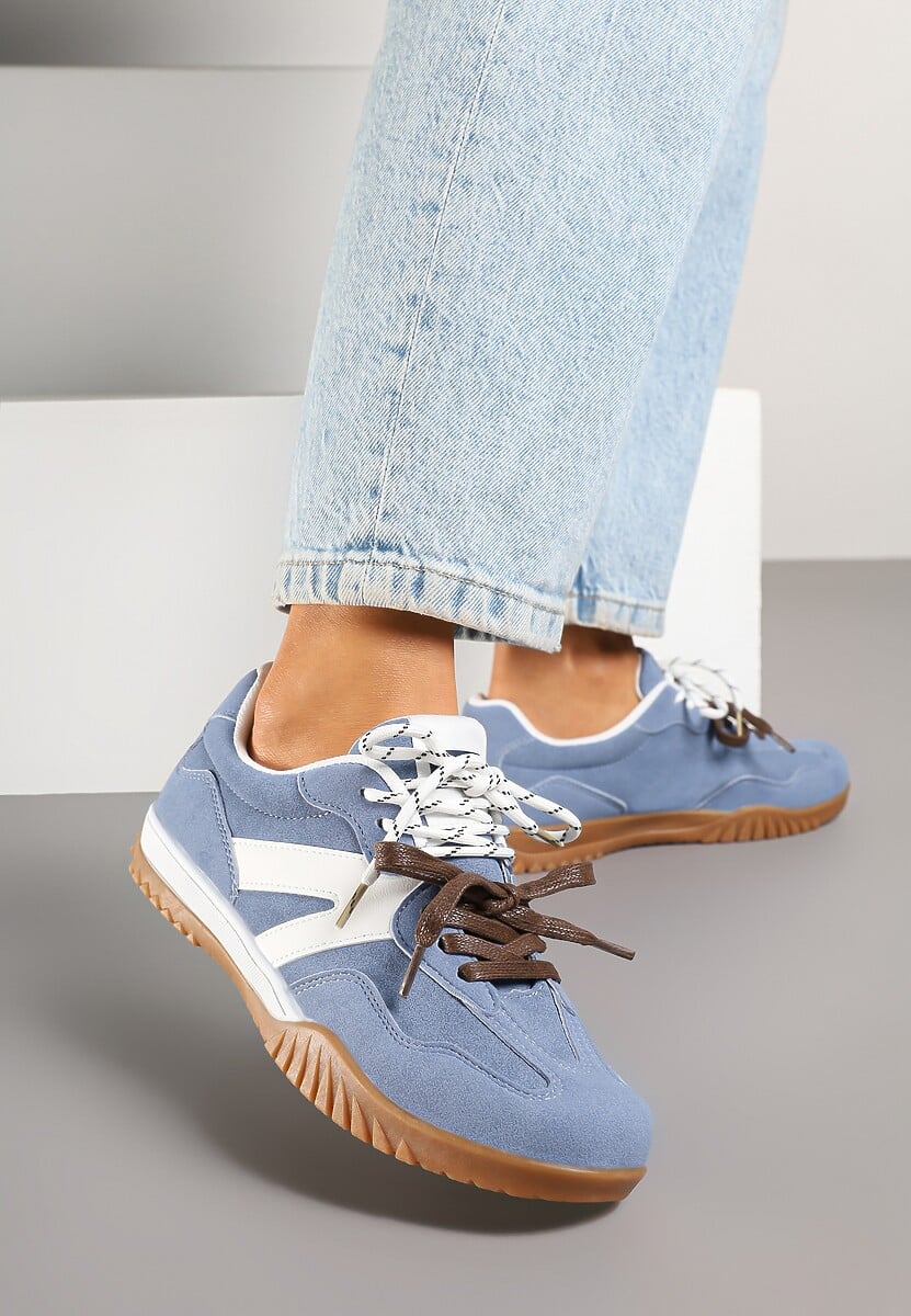 Srebrne Sneakersy w Stylu Kultowych Tenisówek z Podwójnymi Sznurówkami Nilaviela