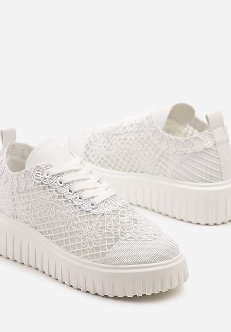 Białe Sneakersy Vices na Platformie z Ażurową Cholewką Lumerise