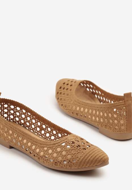 Brązowe Balerinki Ozdobione Ażurowym Wzorem Ulimariela