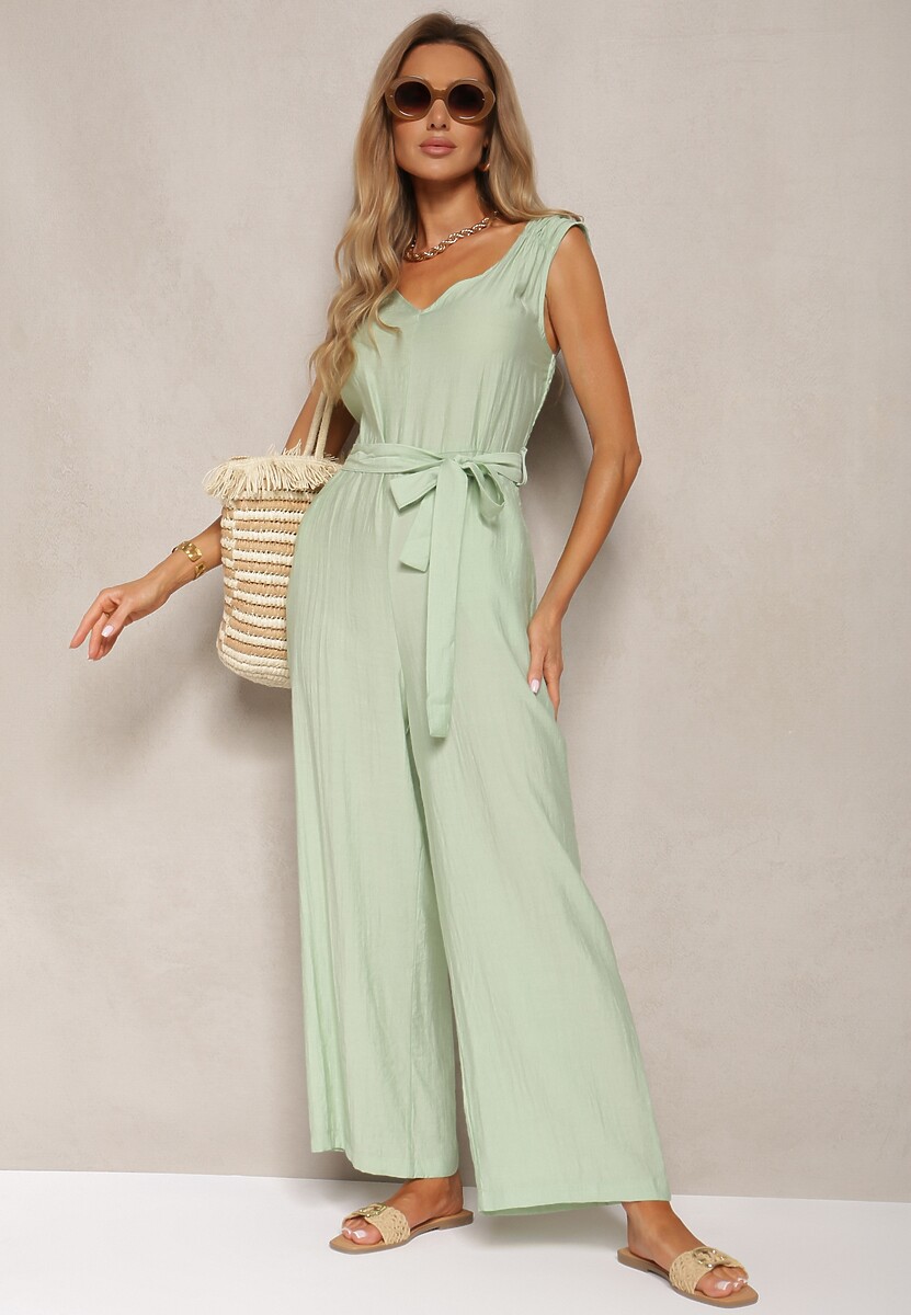 Jasnobeżowy Kombinezon z Wiskozy z Szerokimi Nogawkami z Gumką w Pasie i Materiałowym Paskiem Acladia