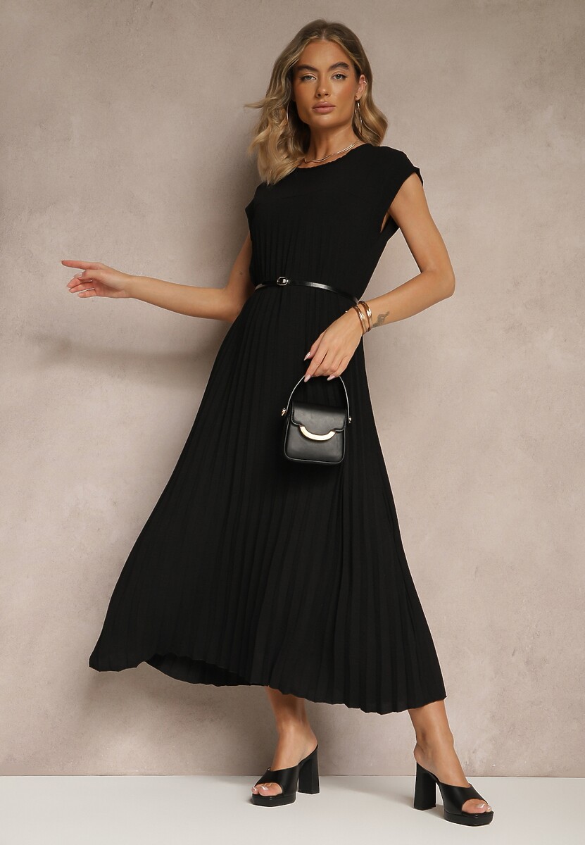 Czarna Sukienka Ozdobiona Plisami Mavellea