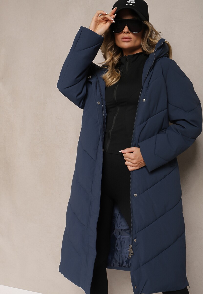 Granatowa Długa Kurtka Pikowana z Nieodpinanym Kapturem Nerindale