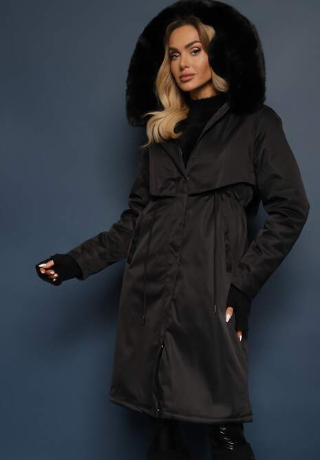 Czarna Kurtka Płaszcz ze Ściągaczem i Kapturem z Ozdobnym Futerkiem Livieya