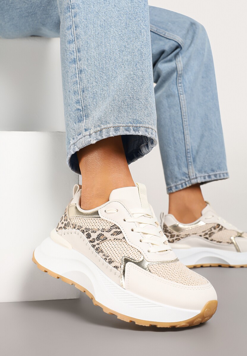 Beżowe Sneakersy na Platformie Ozdobione Metalicznym Zdobieniem i Wzorem w Panterkę Worsemi