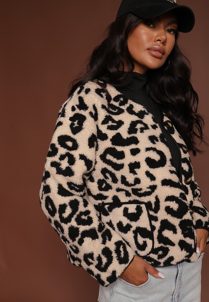 Beżowa Kurtka Futrzana Ozdobiona Kieszeniami Sewiala