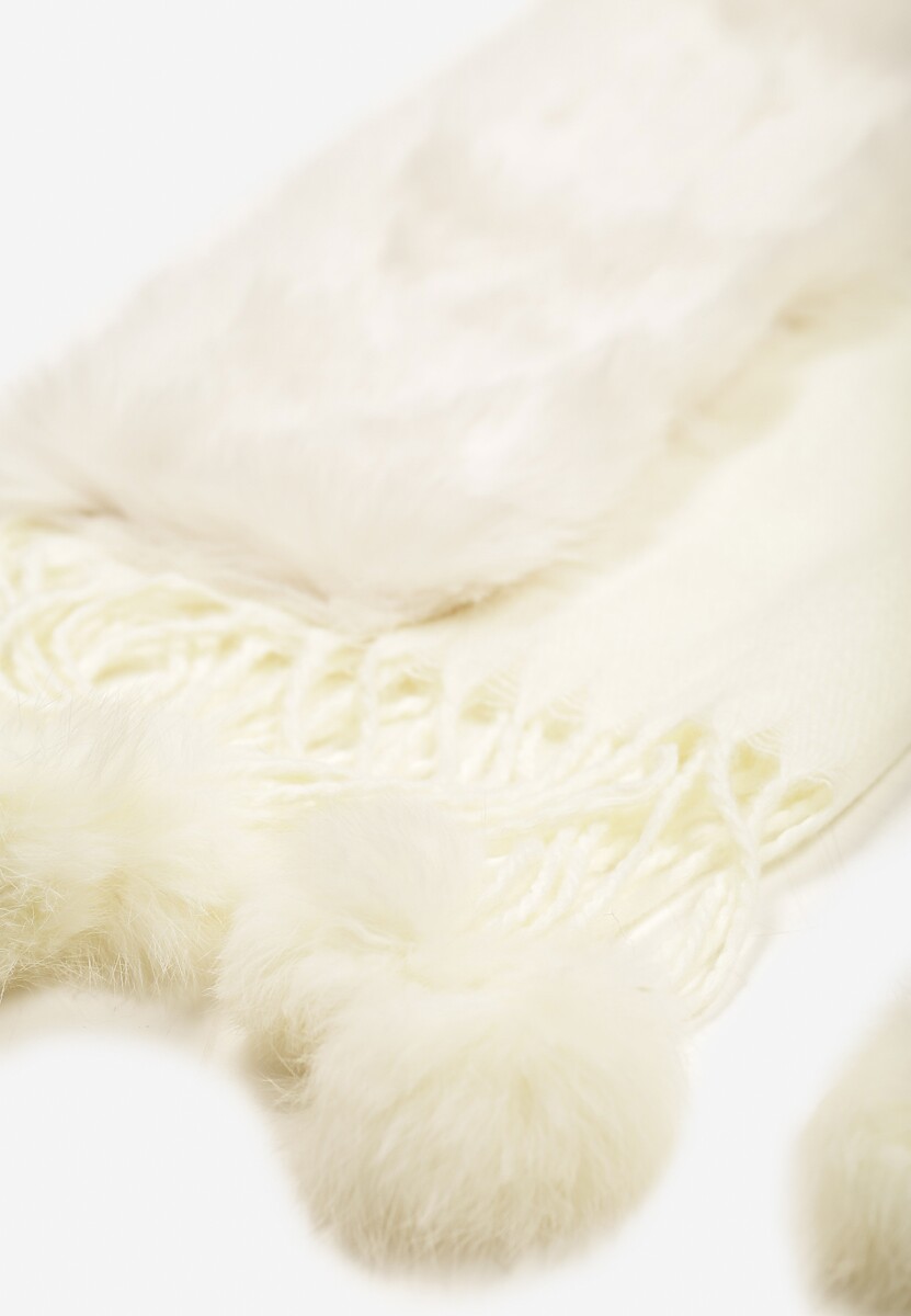 Beżowy Szalik Narzutka o Prostokątnym Fasonie z Futerkiem i Pomponami Taqan