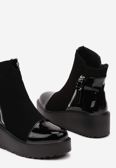 Czarne Botki na Koturnie z Lakierowanymi Wstawkami i Ozdobnym Suwakiem Lannovia