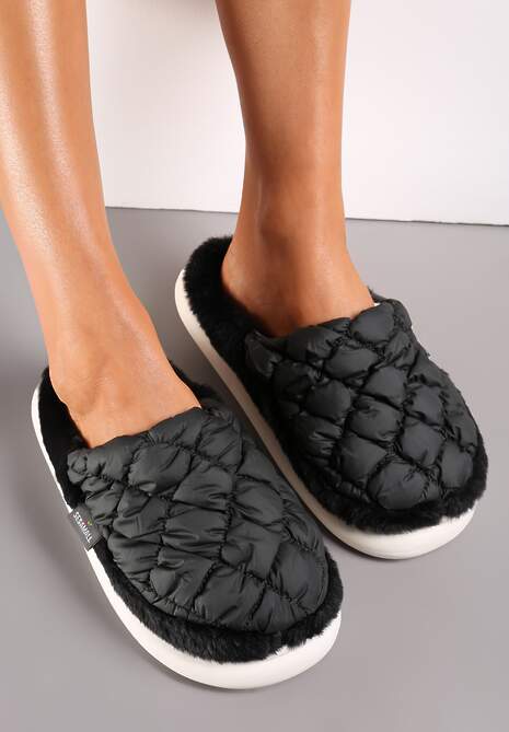 Czarne Eleganckie Kapcie Pikowane na Niskiej Platformie Tavemene