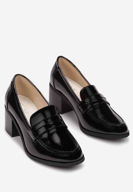 Czarne Mokasyny na Słupku z Lakierowaną Cholewką Eissa