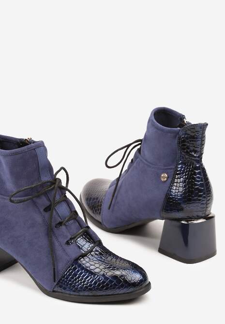 Niebieskie Botki Typu Trzewiki Vices na Słupku Ozdobione Lakierowanymi Elementami Adenella