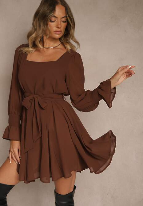 Brązowa Sukienka Vices z Półtransparentnymi Rękawami Wiązania w Talii Resmosa