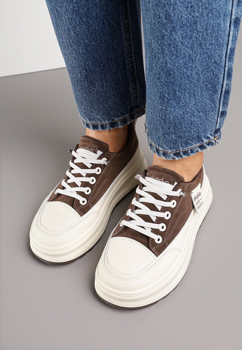 Brązowe Sneakersy na Tłoczonej Platformie Ozdobione Napisami  Naliase