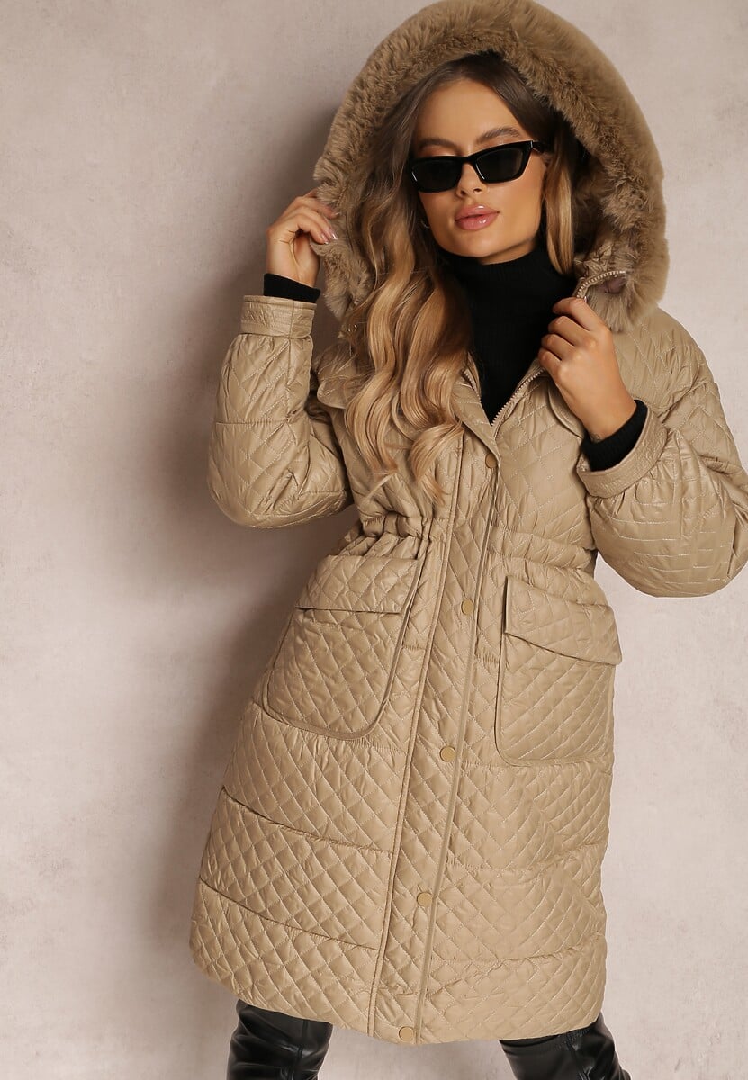 Beżowa Kurtka Pikowana z Kapturem z Futerkiem Vilei