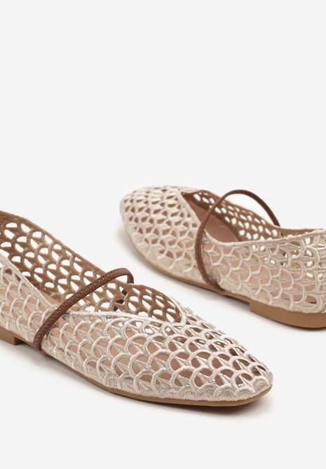 Ciemnobeżowe Szydełkowe Balerinki w Stylu Boho z Paskiem Vomea