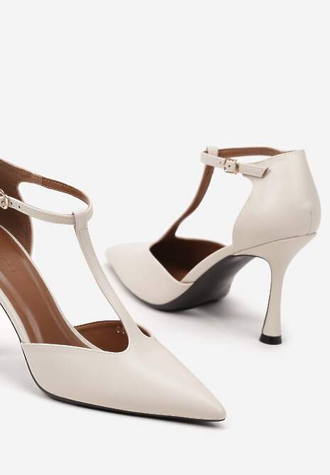 Białe Szpilki z Pionowym Paseczkiem Isorela