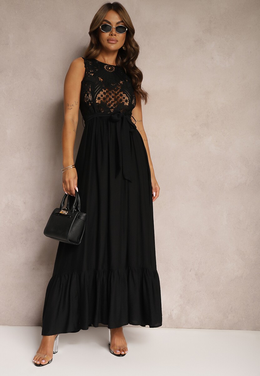 Czarna Taliowana Sukienka Ozdobiona na Górze Ażurowym Wzorem Nahine