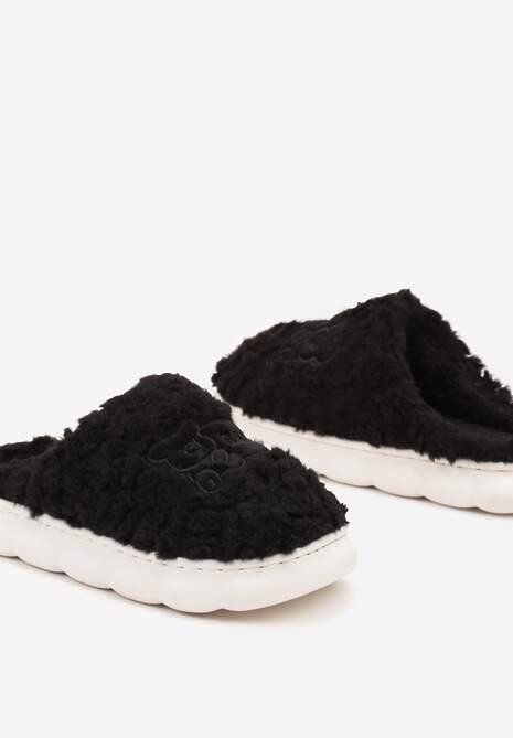 Czarne Futerkowe Kapcie na Grubej Tłoczonej Podeszwie Naritevia