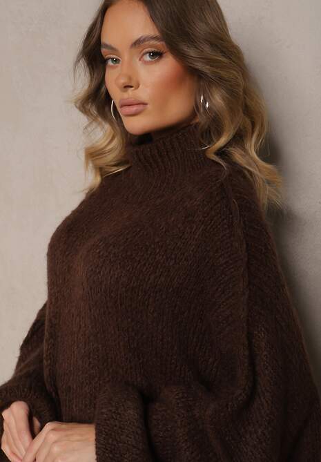 Brązowy Golf Oversize z Wełną z Opadającą Linią Ramion Lilirea