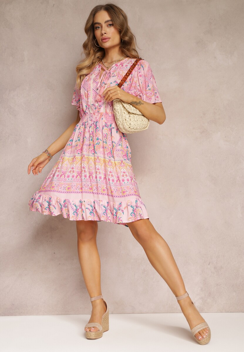 Różowa Wiskozowa Sukienka Mini z Gumkami w Talii i Falbanką na Dole Fraida