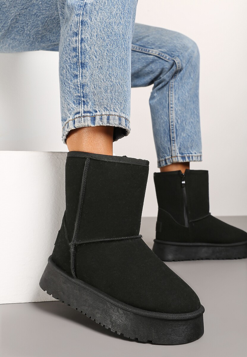 Czarne Śniegowce na Platformie z Ociepleniem Ozdobione Przeszyciami Tamirlin