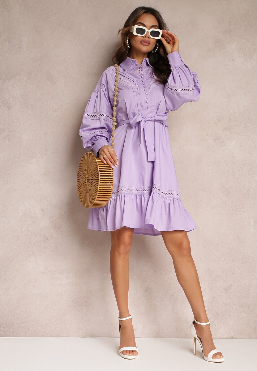 Fioletowa Koszulowa Sukienka z Perłowymi Guzikami i Koronkowymi Wstawkami Shyanne