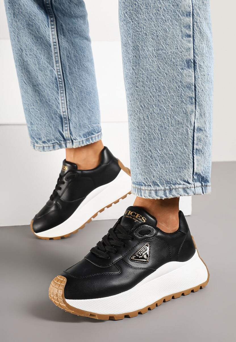 Czarne Sneakersy Vices na Platformie Ozdobione Metaliczną Aplikacją Nelviera