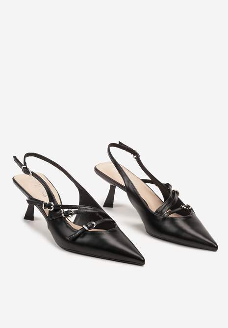 Czarne Sandały Typu Kaczuszki Ozdobione Paskami i Sprzączkami Viranivia