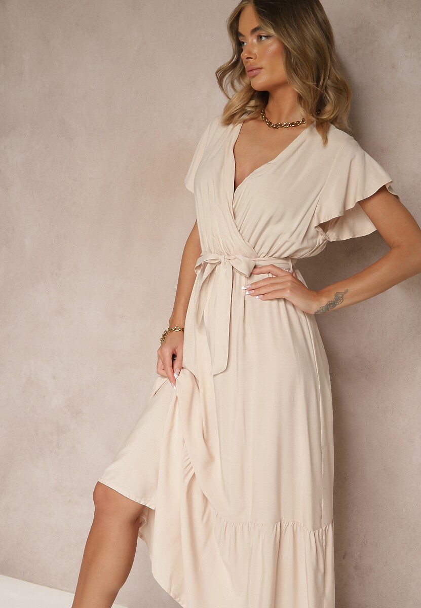 Czarna Kopertowa Sukienka z Wiskozy Ozdobiona Paskiem Savioneira