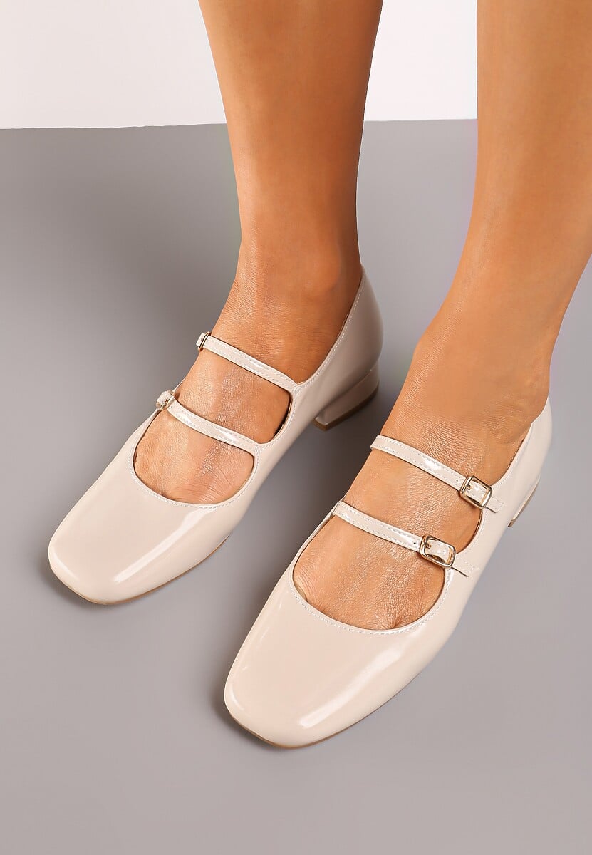 Beżowe Czółenka Lakierowane na Płaskiej Podeszwie Zapinane na Sprzączki Erialin