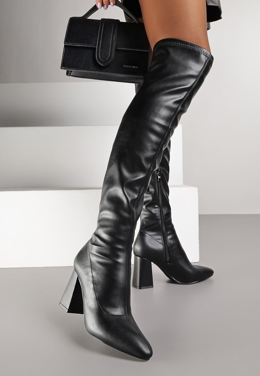 Czarne Kozaki Vices z Wysoką Cholewką na Słupku Avvie